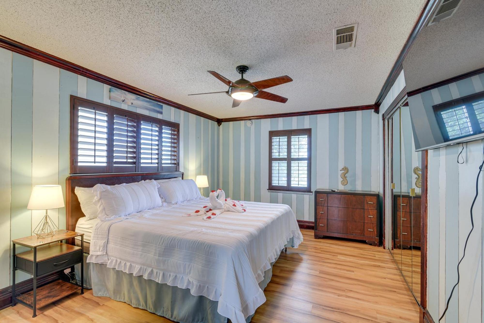 Waterfront Galveston Bay Retreat - 4 Mi To Beach! Buitenkant foto